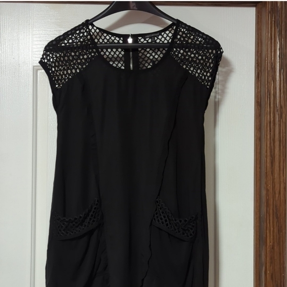 High/low Rayon/Tensel Beautiful black dress - Picture 7 of 10